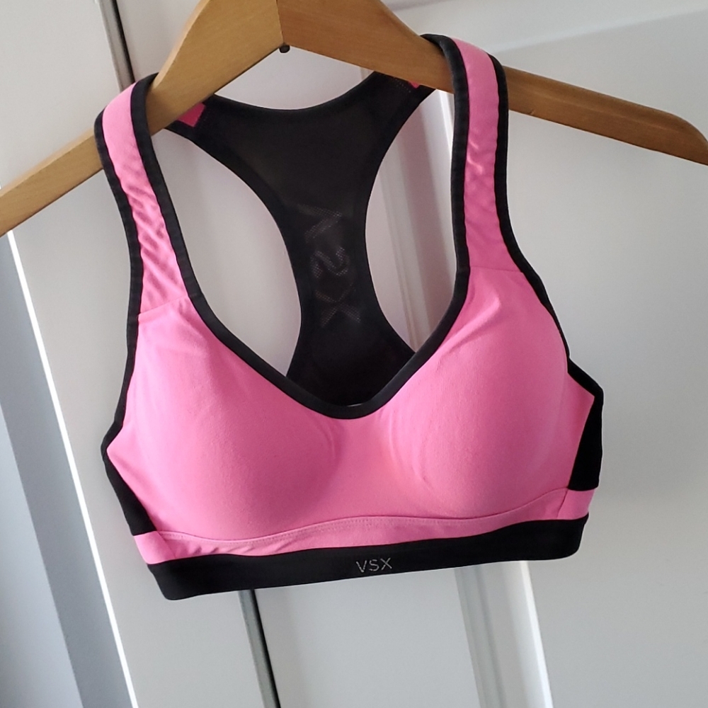 VSX SPORT Victoria Secret Sports Bra!
